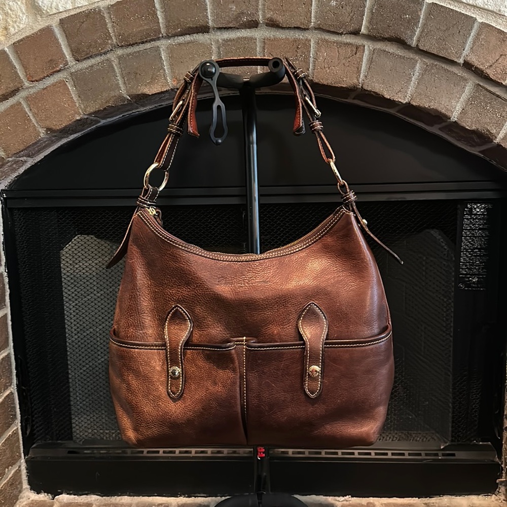 Dooney & Bourke 1975